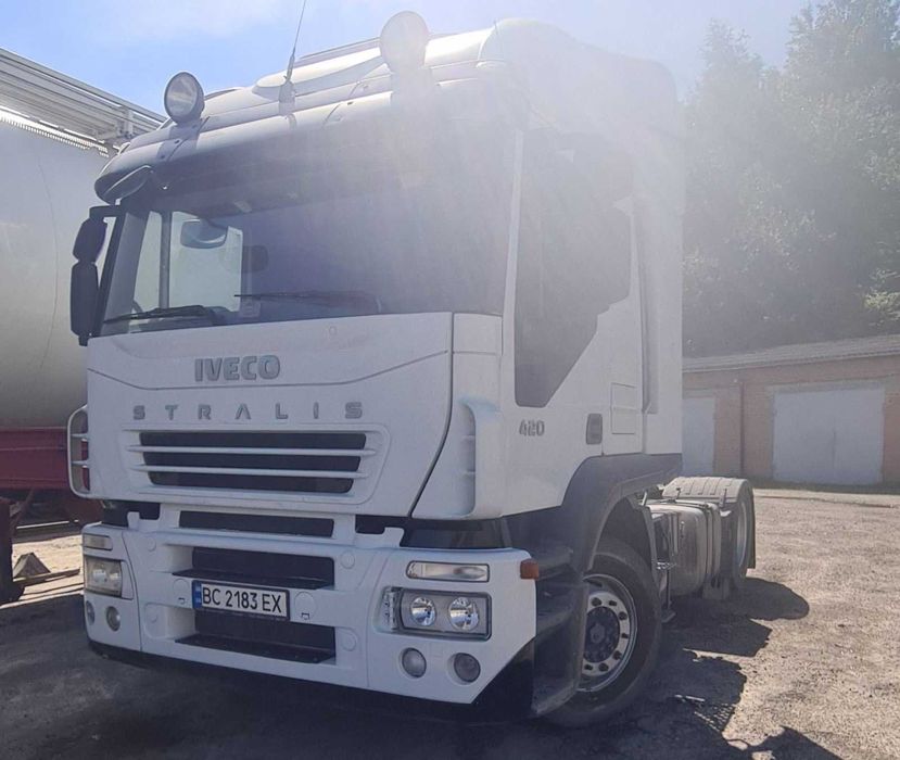 Вантажний автомобіль Iveco Stralis 2007