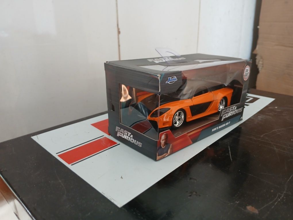 Vendo miniatura velucidade furioa escala 1 43