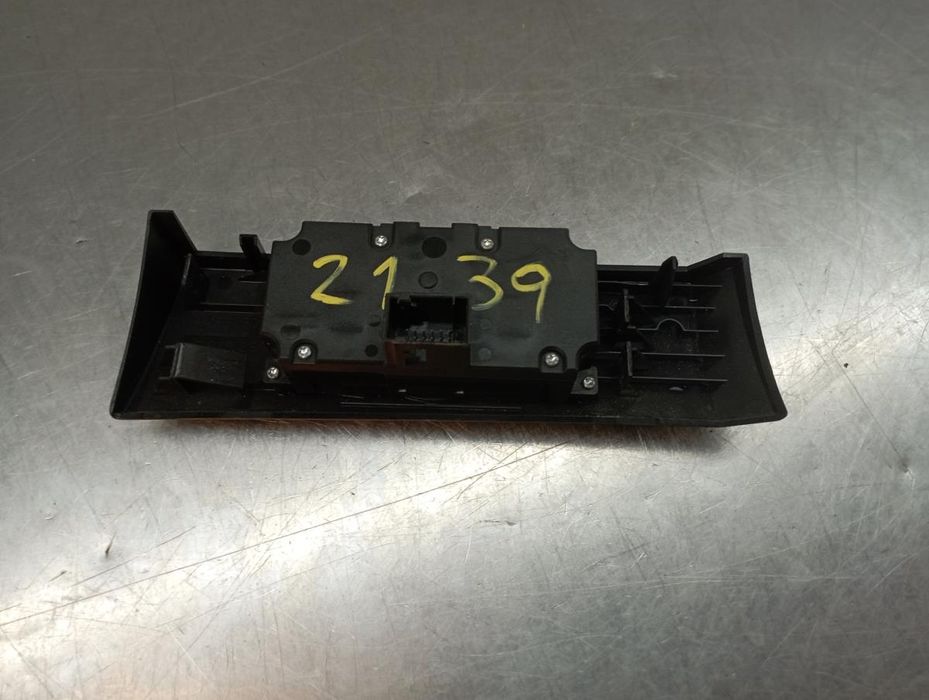 Botão / interruptor de luzes BMW 5 (E60)