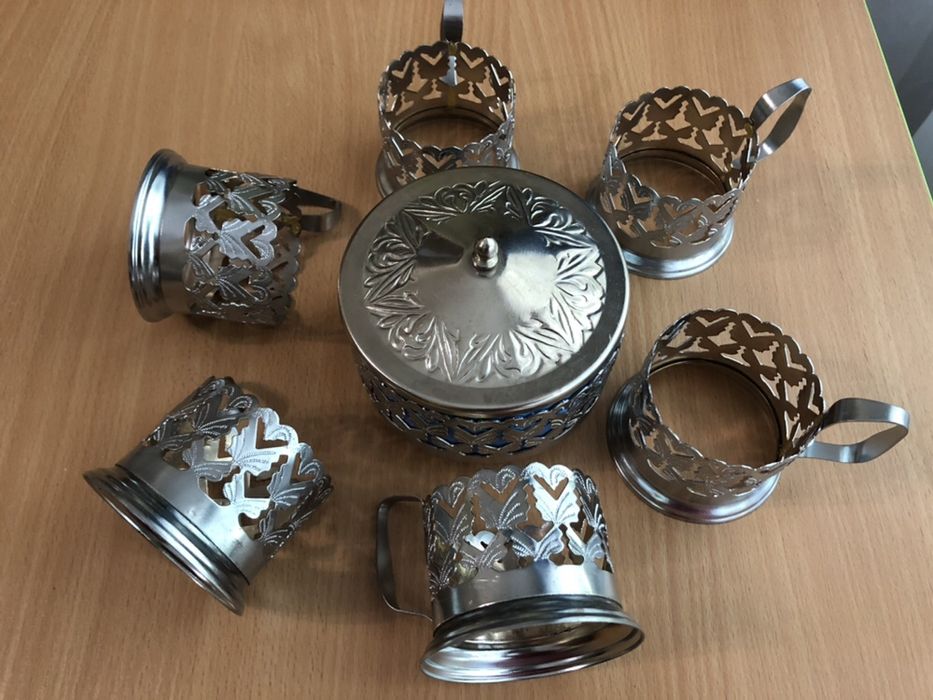 Набор подстаканников и сахарница из мельхиора