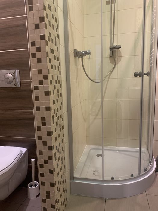 pokój z balkonem (20m) dla pary lub 1 osoby  w mieszkaniu 2-pokojowym