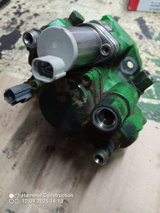 Pompa wtryskowa ( wysokiego ciśnienia) John Deere polecam.