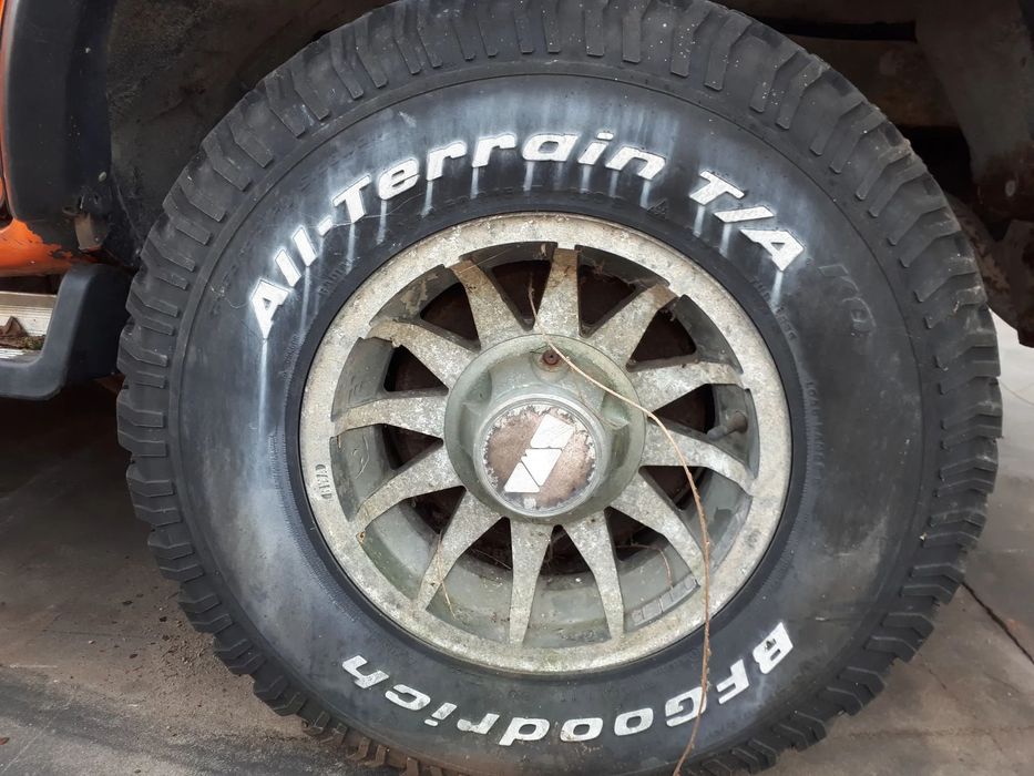 TOYOTA 4RUNNER 90-92 N120 N130 KOŁA FELGI OPONY 31&quot; 15&quot;