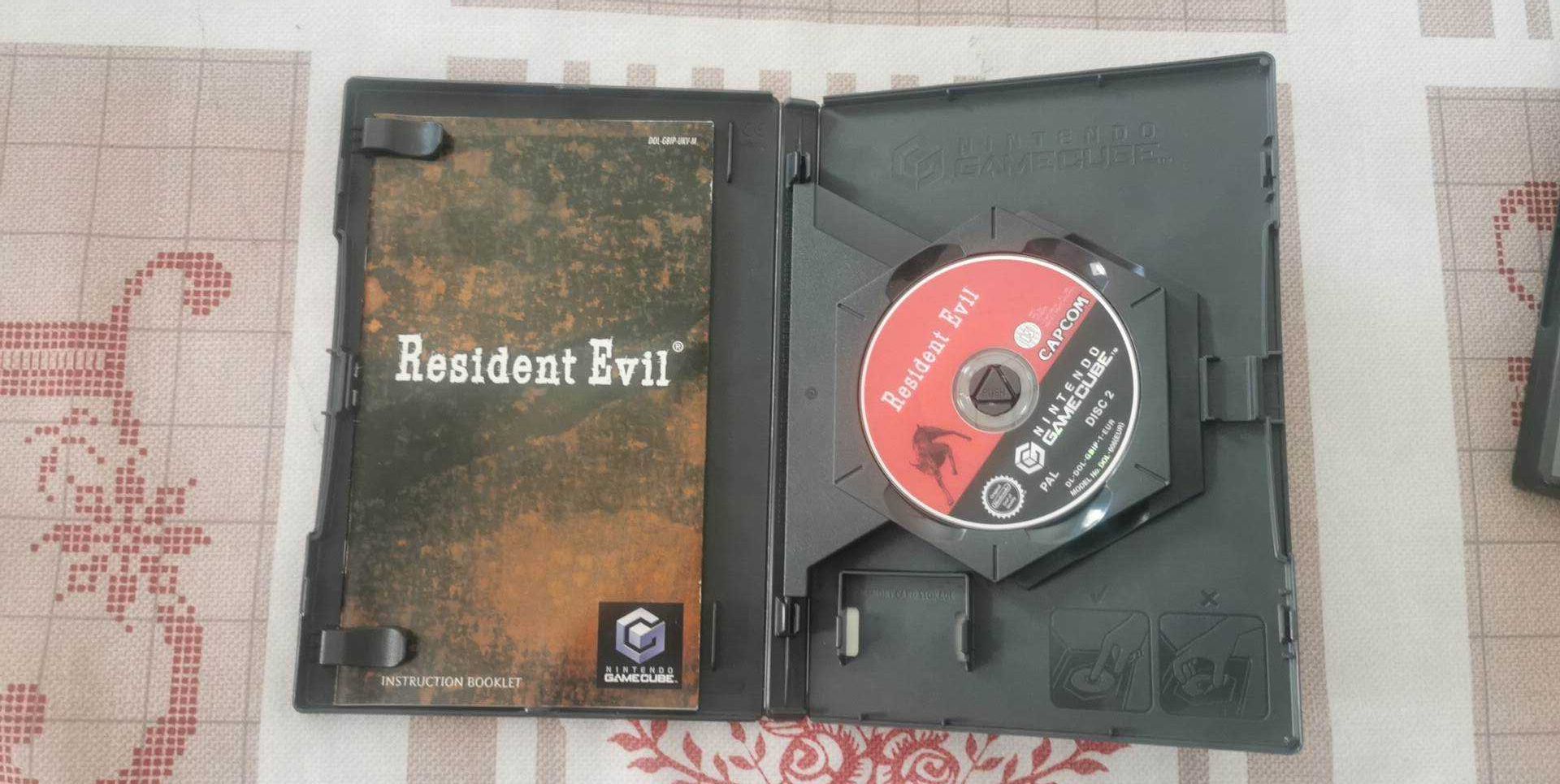 Resident Evil 1 e 0 Gamecube | Descrição