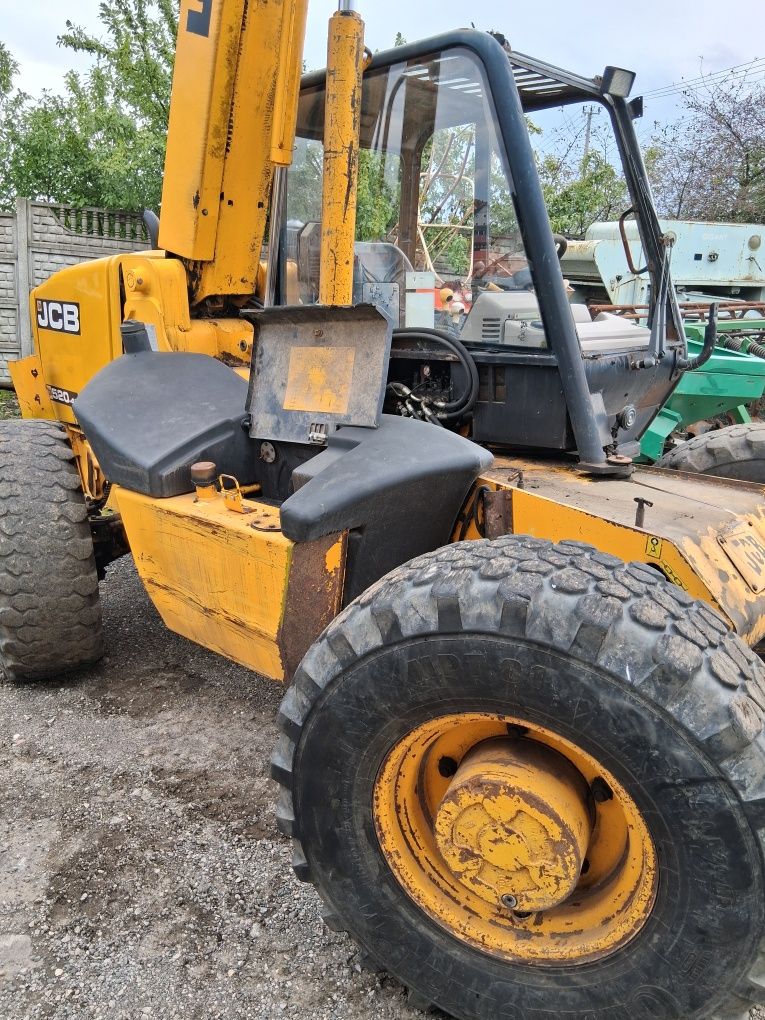 Ładowarka teleskopowa jcb