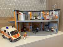 Szpital playmobil plus ambulans