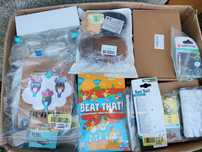 Box zwrotów Amazon karton mystery box niespodzianka