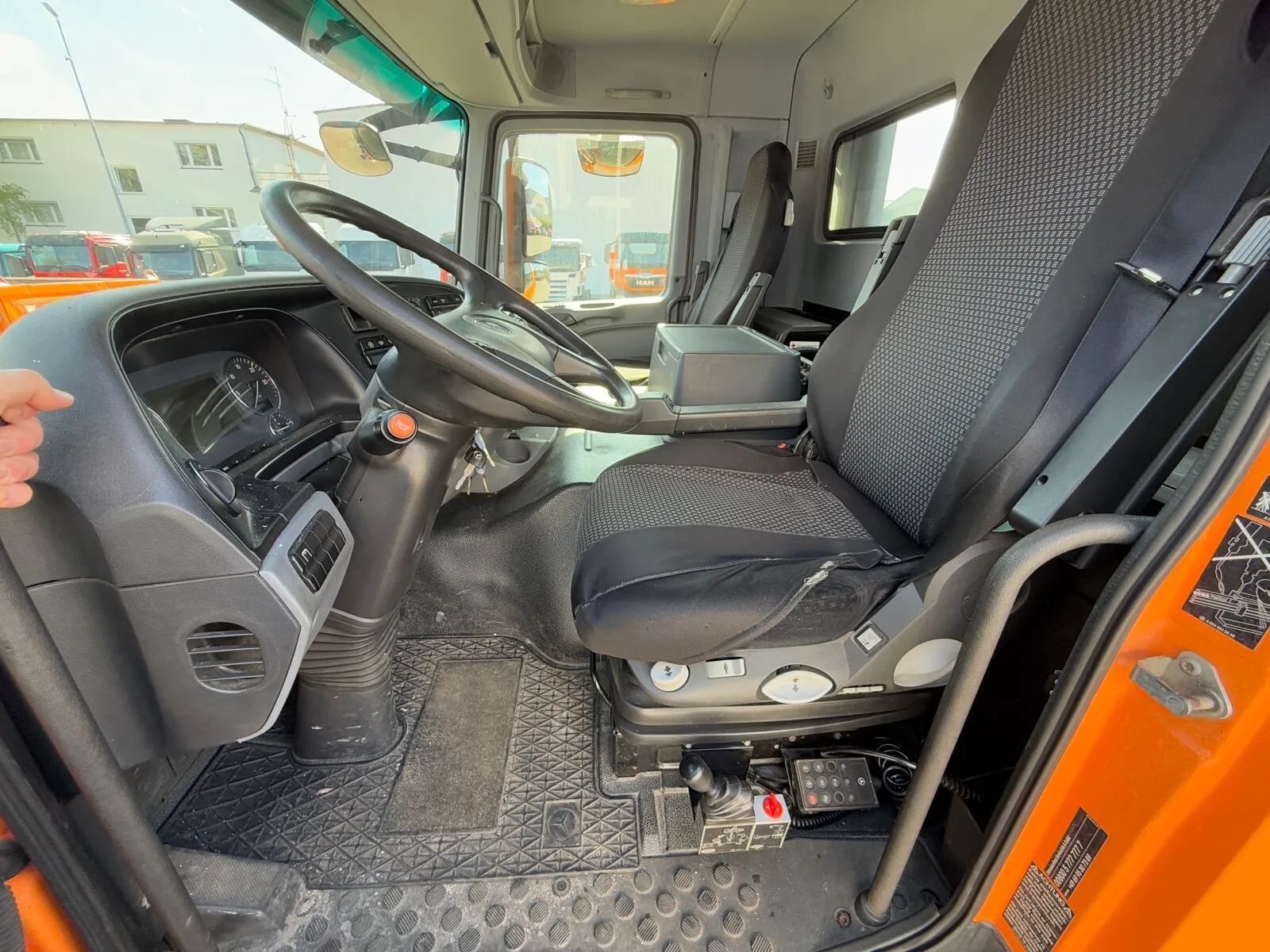 Mercedes-Benz ACTROS 2044 4x4 EURO5 WYWROTKA TRÓJSTRONNA Z HDS ATLAS 65.2 A2L  | Specjalny | Z Niemiec | TOP Stan | 1 wł | Meiller | 4x4 |
