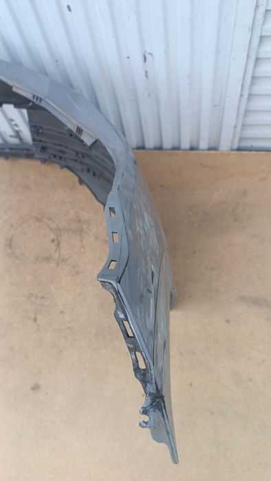 Vendo parachoque de frente VW golf 8 ano 2019/23