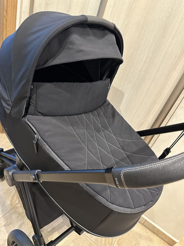 Продам коляску Cybex Priam Deep Black на шасі Matt Black