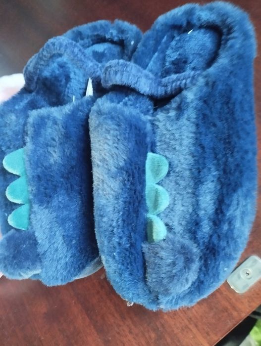 Тапки дитячі Динозаври сині рожеві, хутряні теплі,  28-29,  17.5 см