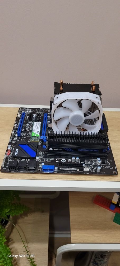 Intel I5-4690k 16GB MSI Z97M-G43