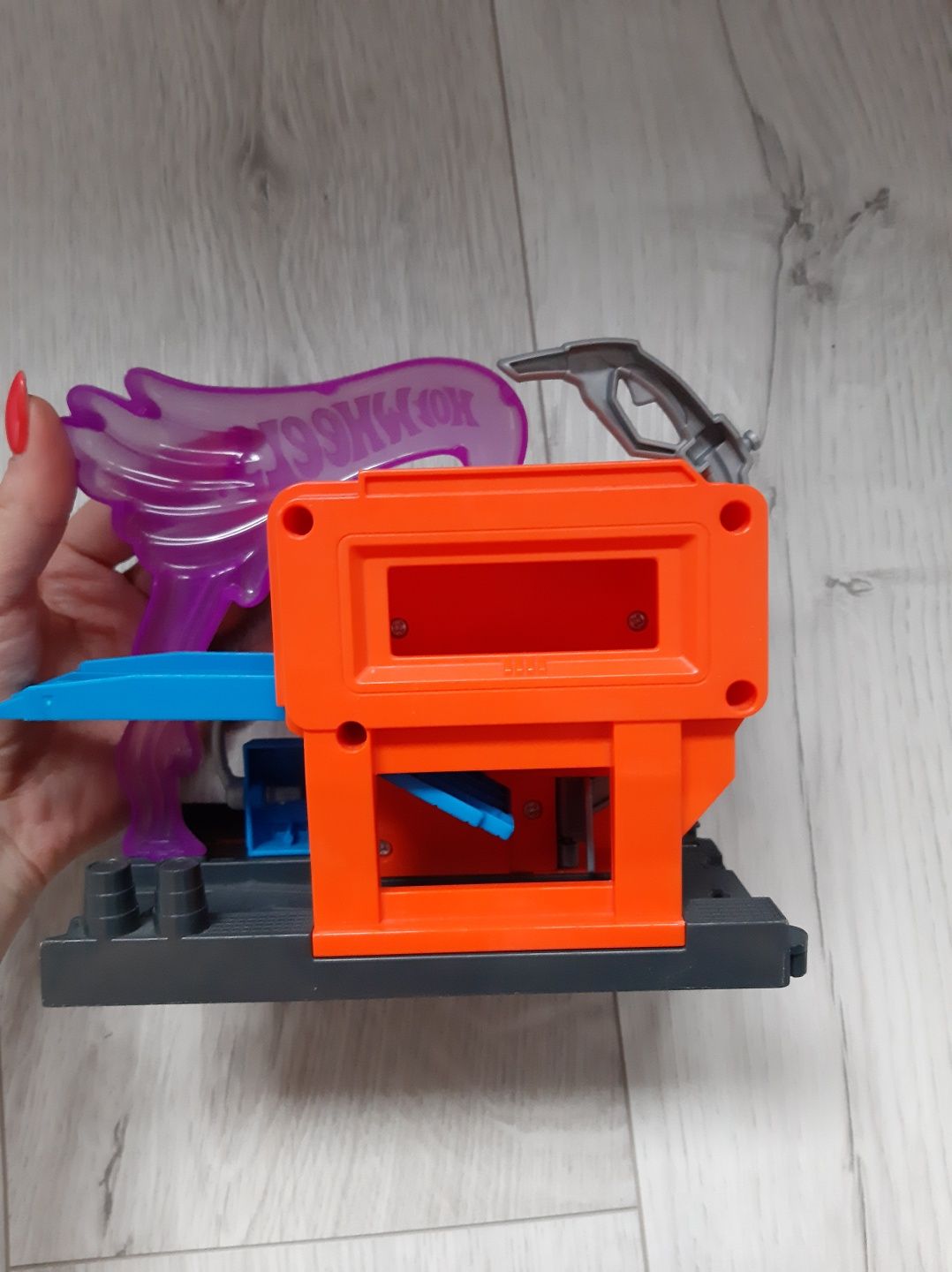 Hot wheels City mały zestaw stacja paliw
