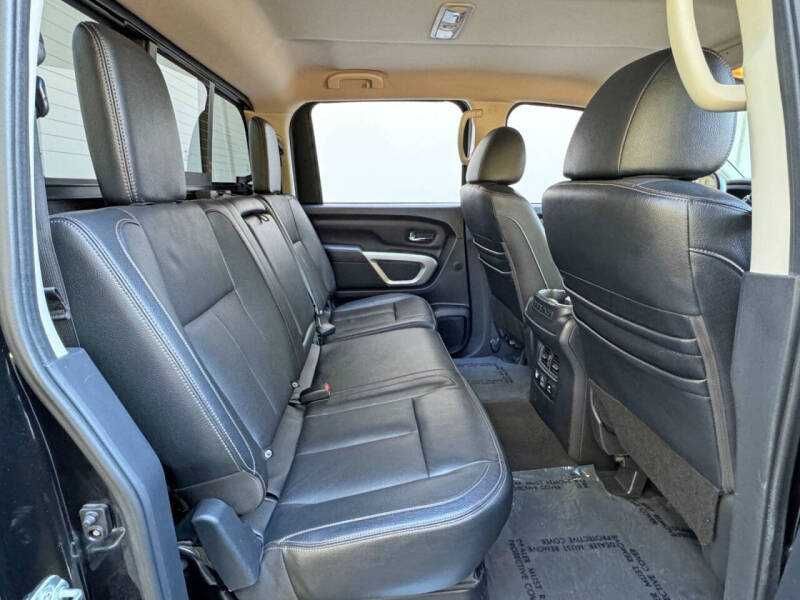2019 Nissan Titan XD SL