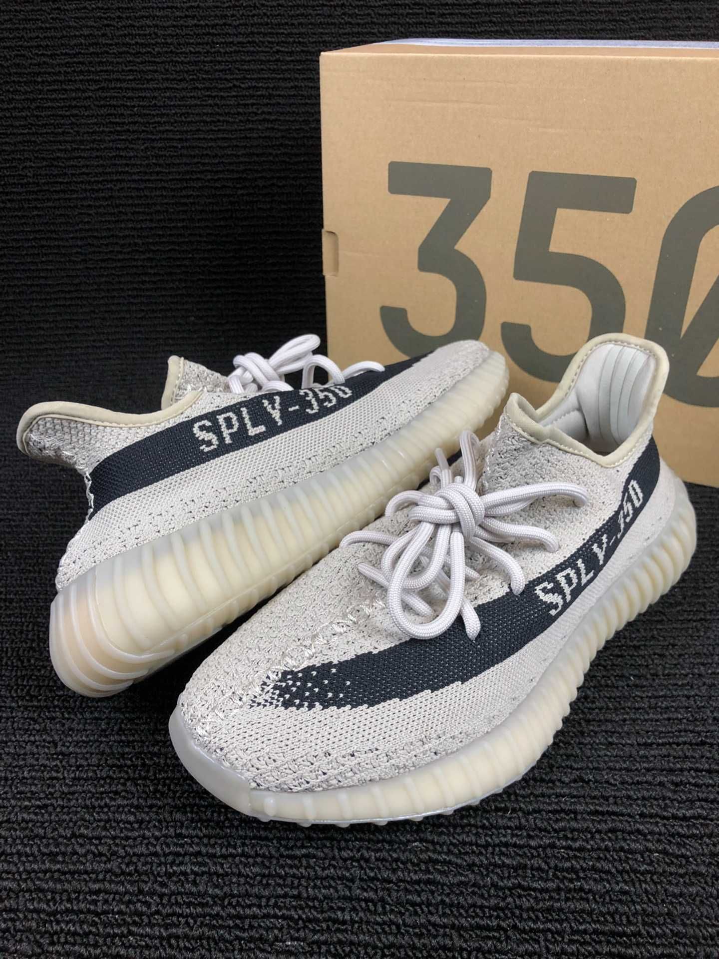 Buty męskie adidasYeezy Boost 350V2 Slate nowy  R.41