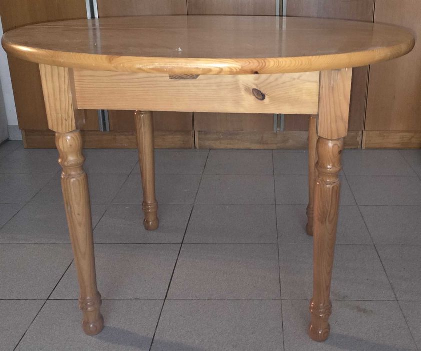 Mesa de cozinha extensível