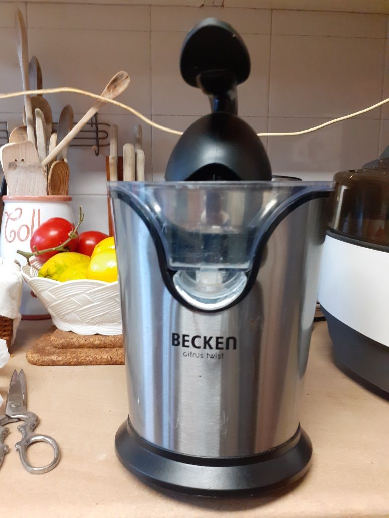Espremedor Citrinos Marca Becken