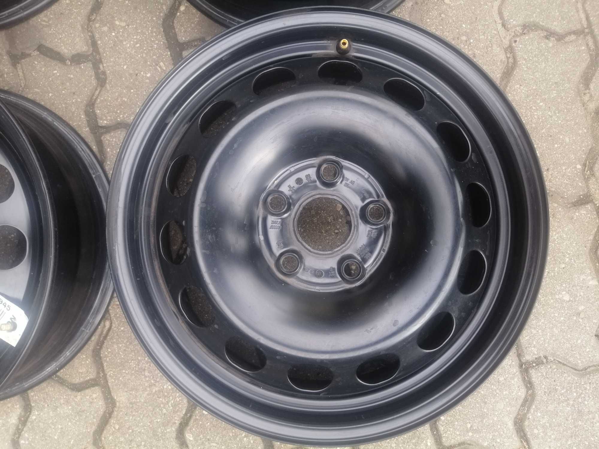 Felgi stalowe R 16 5 x 108 Jak Nowe Forda Volvo