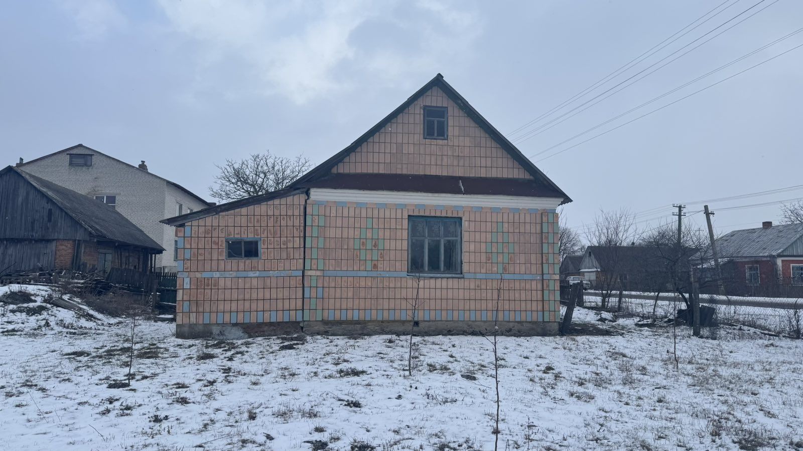 Продаж цегляного будинку