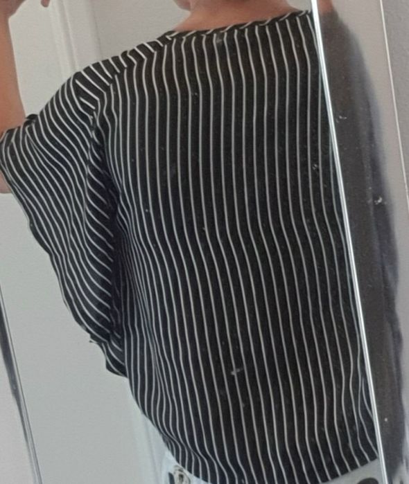 Top preto rendado da marca Last Girl