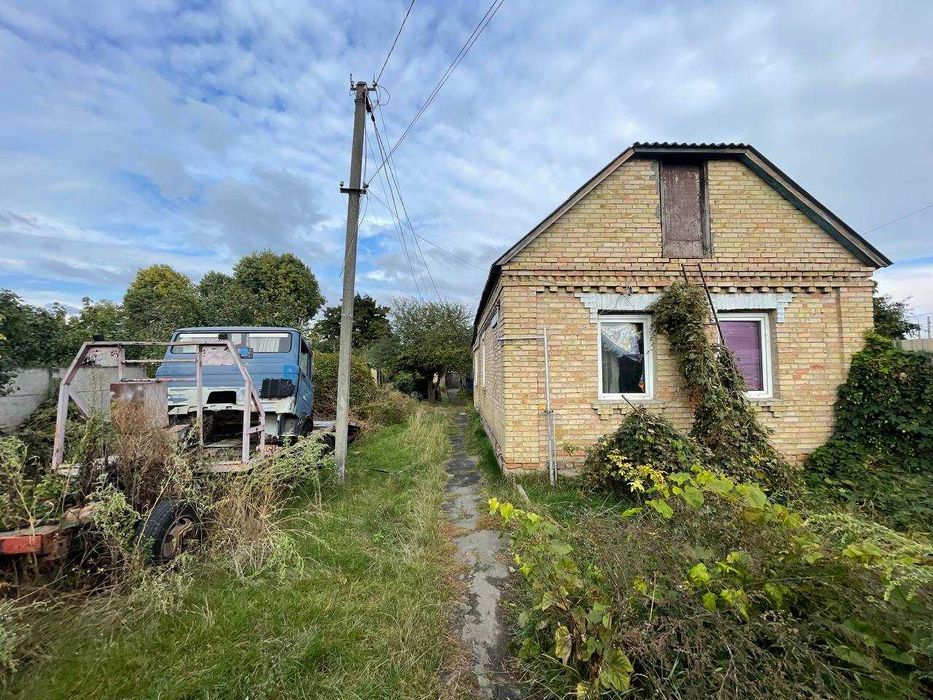 Продам будинок на вул. Територіальної оборони (Жуляни).