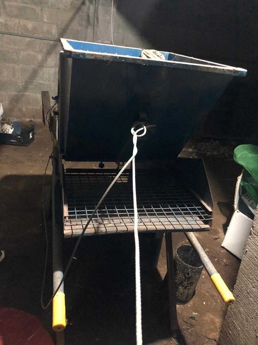 Limpador de azeitona eletrico