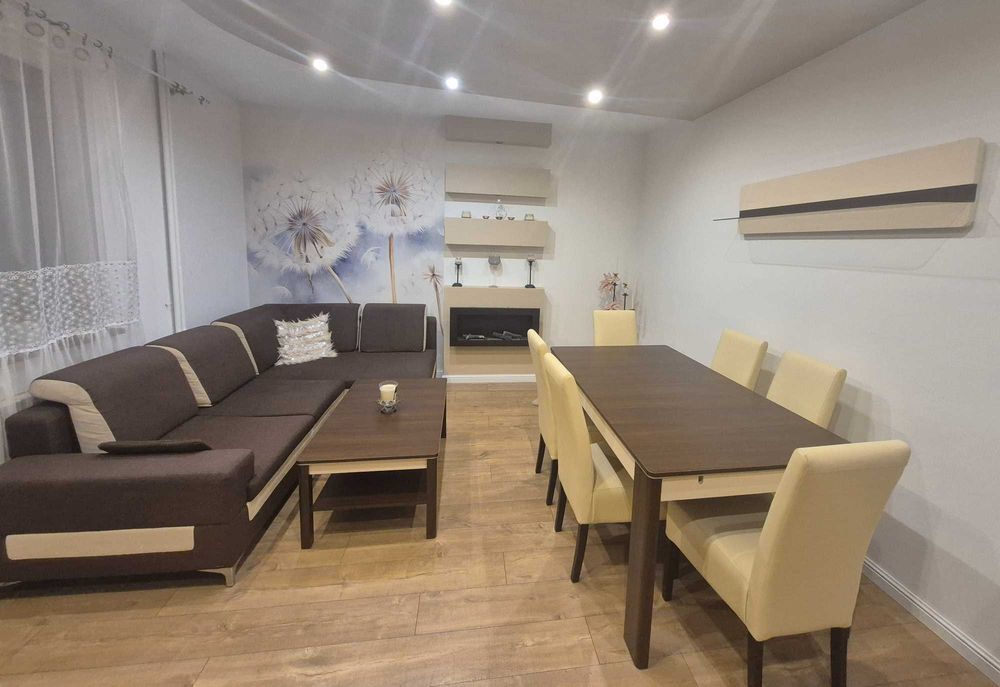 Okazja!! Zestaw Stół z krzesłami ława rogówka półka