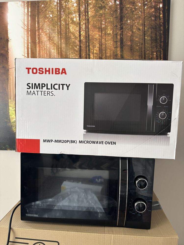 Sprzedam kuchenkę mikrofalową Toshiba MWP-MM20P (BK)
