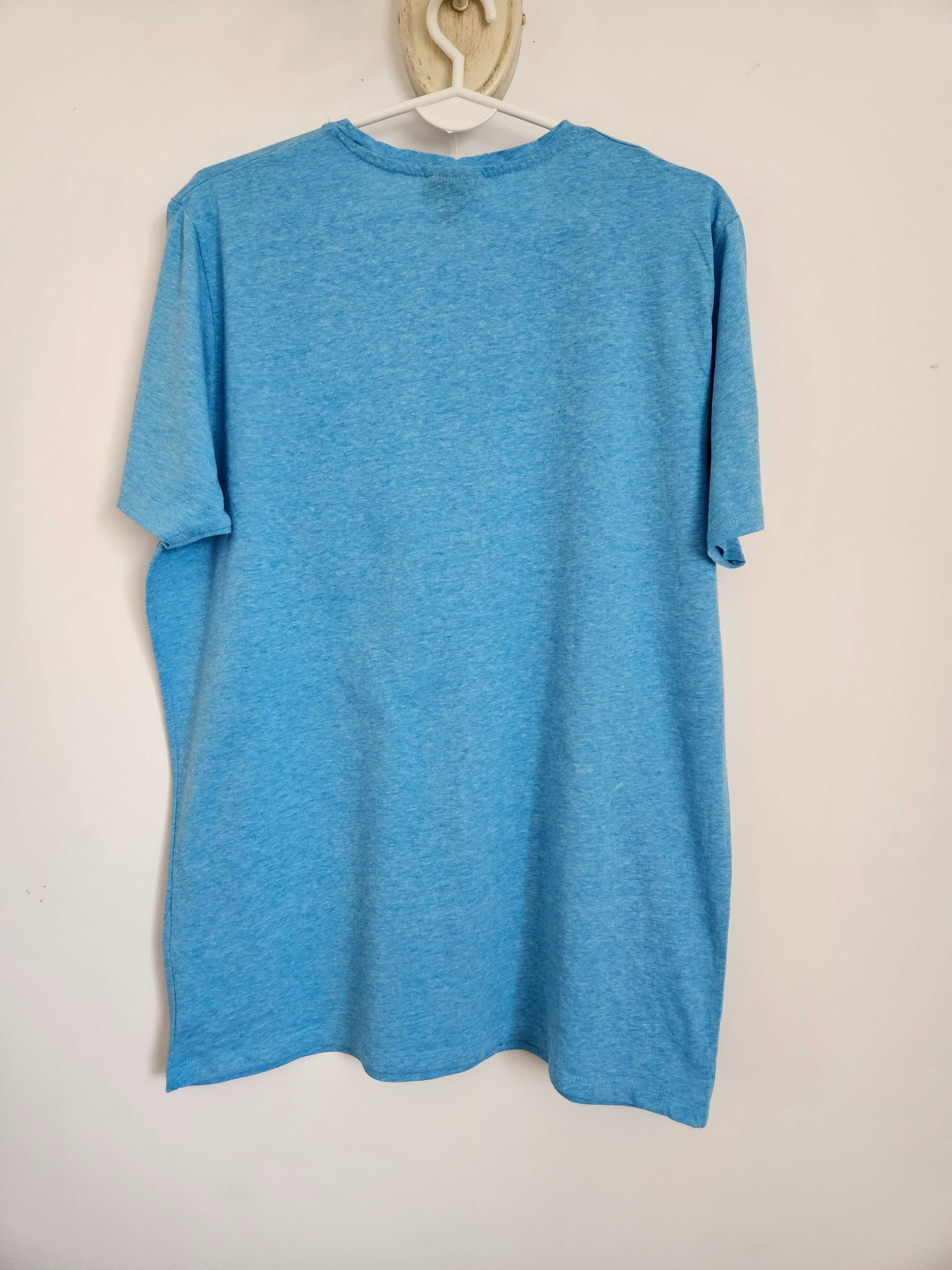 Błękitna koszulka, T-shirt męski