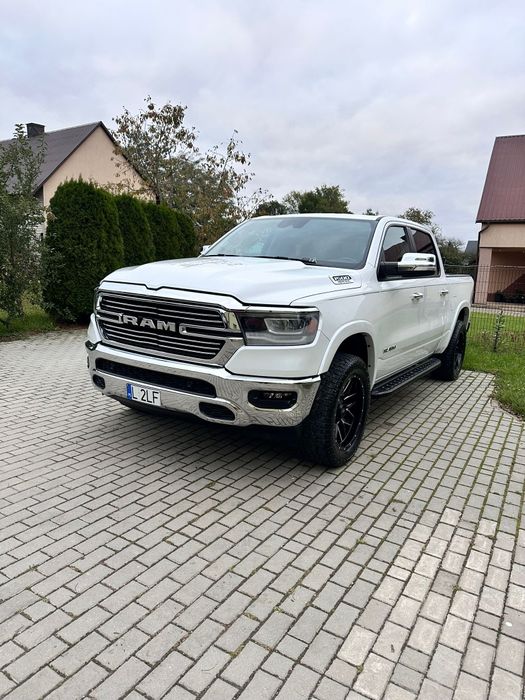 Dodge Ram Crew Cab 1500 Laramie  Rebel 5.7 v8 4x4 Duże Radio Led 2022