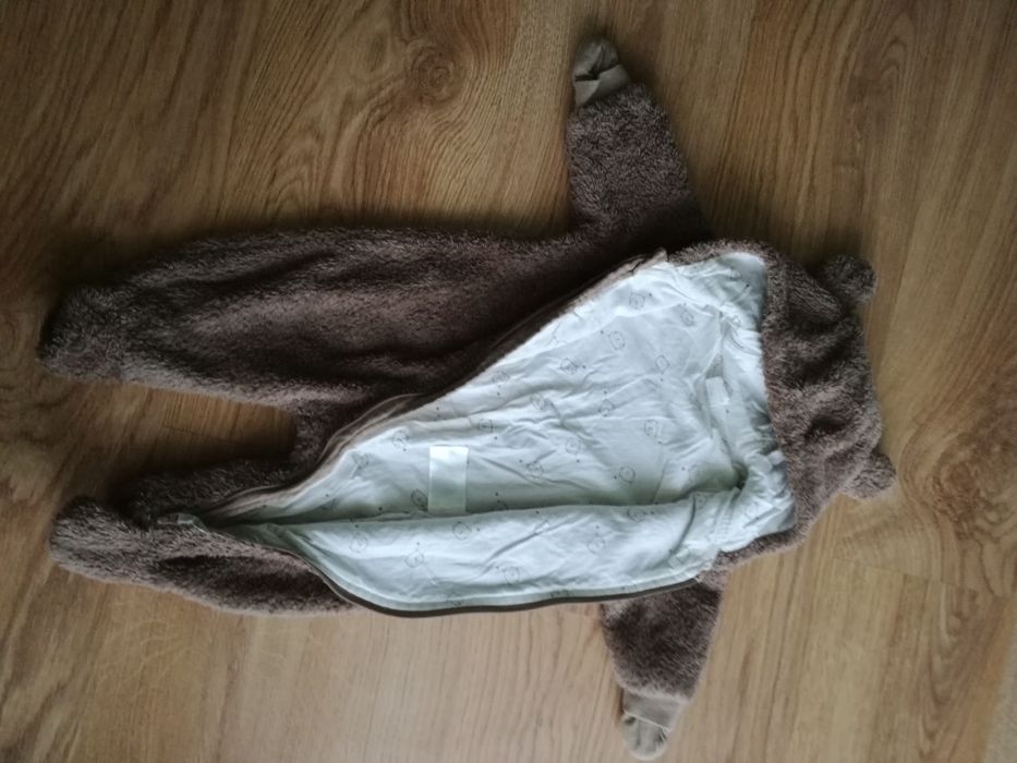 Kombinezon dla niemowlaka miś