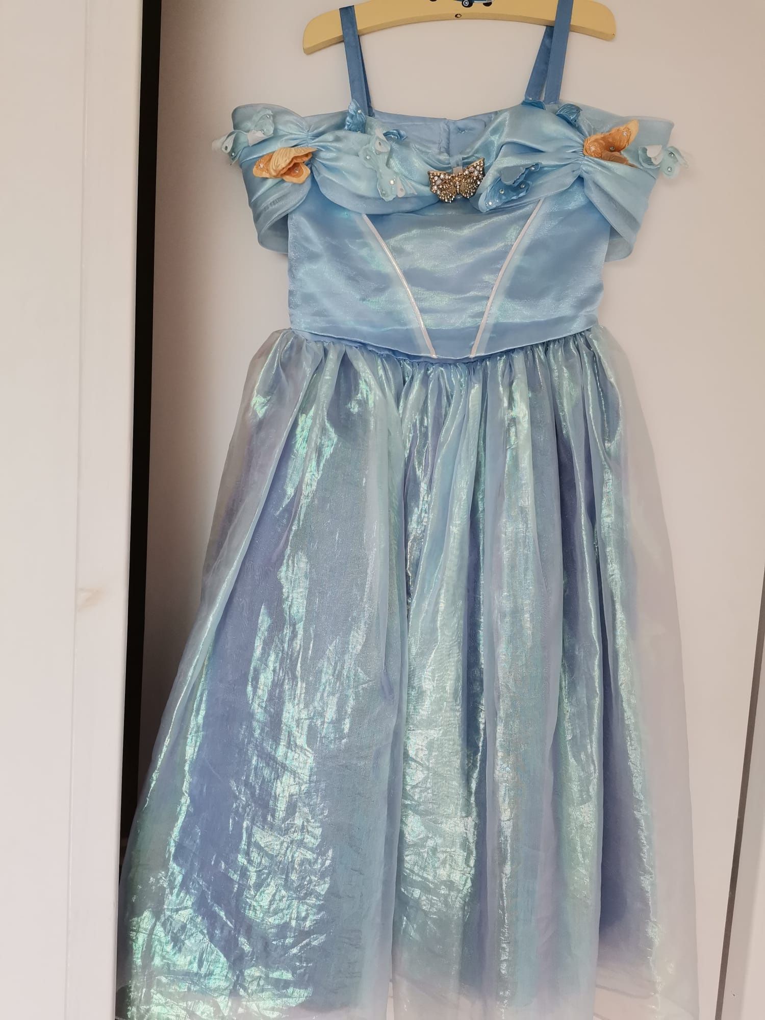 Vestido fantasia carnaval Disney Cinderella. Tamanho 5/6.Óptimo estado