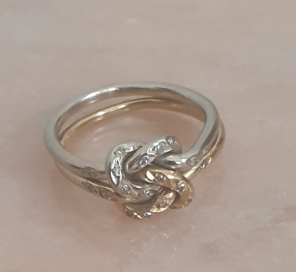Anel vintage deslumbrante ouro 19.2 quilates