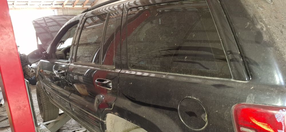 Розборка джип черокі 2.7cdi АКПП роздатка передній міст редуктор