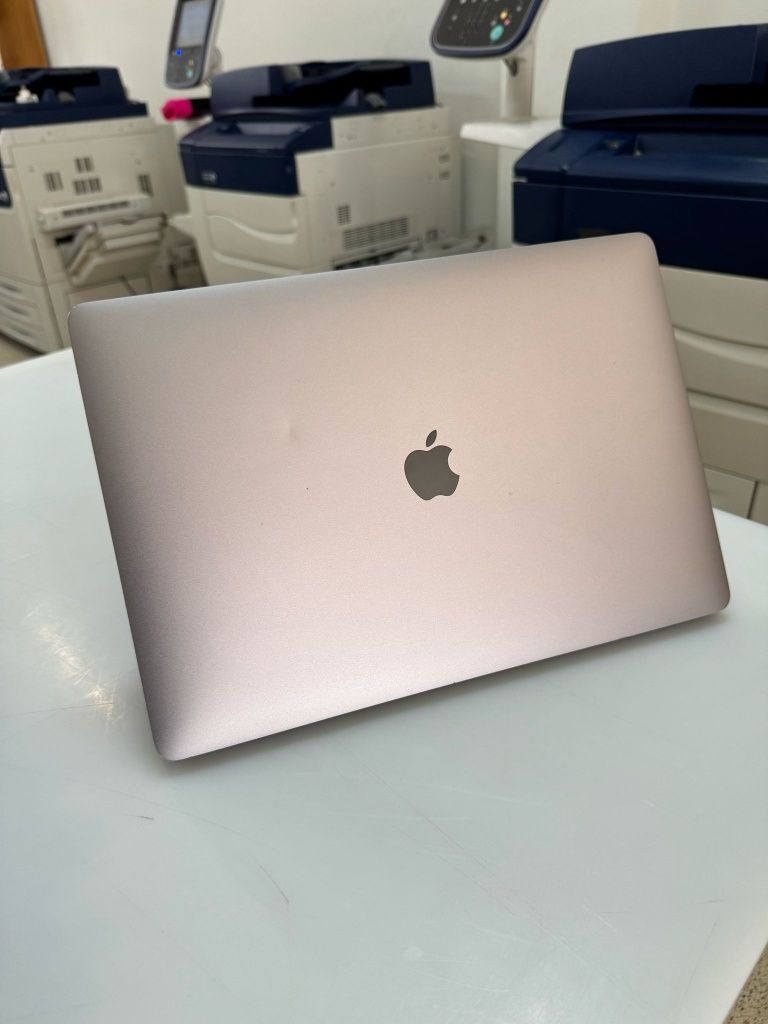 Portátil MacBook pró 2017