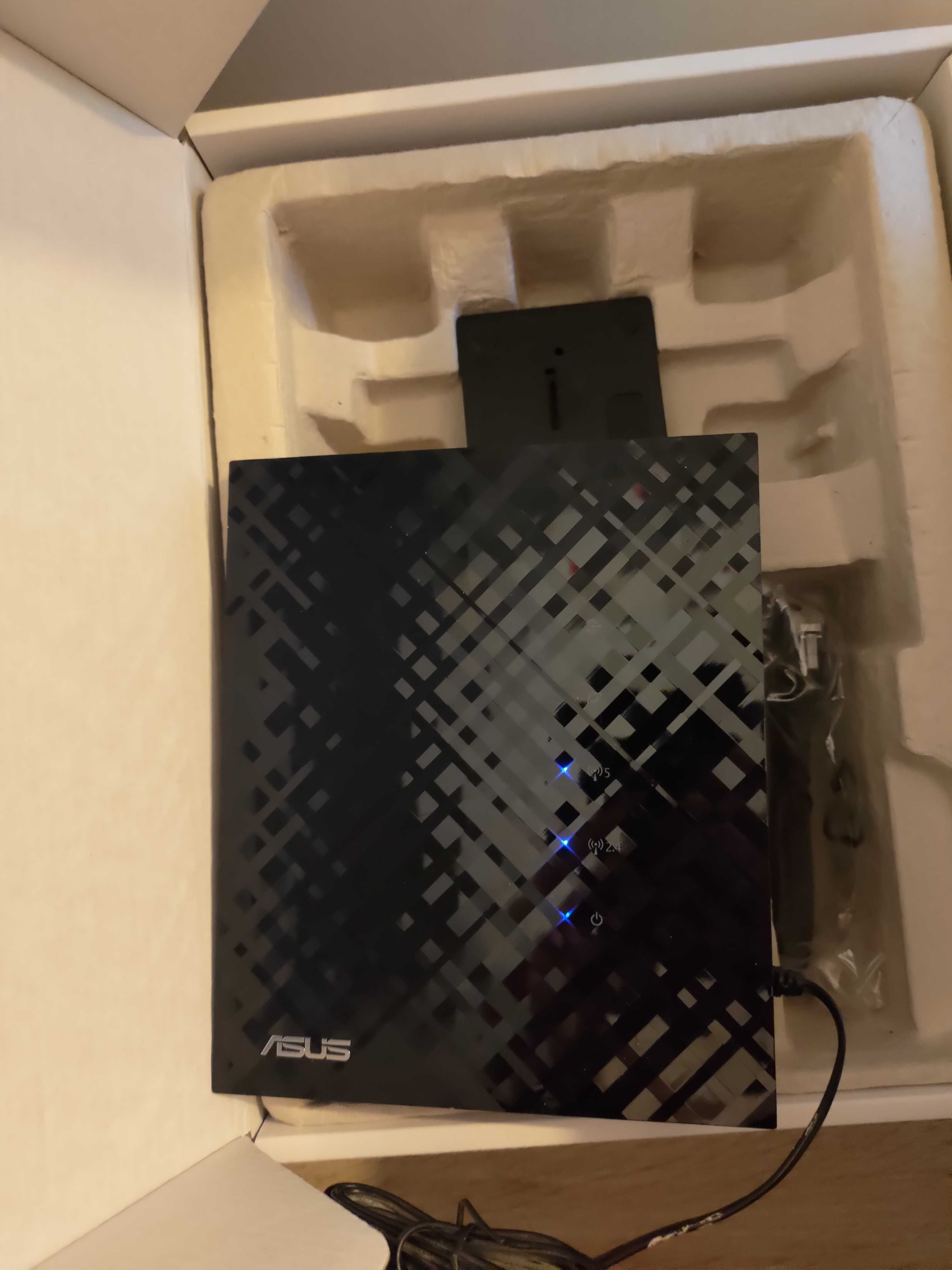 Router ASUS RT-N53 2.4 / 5 GHz