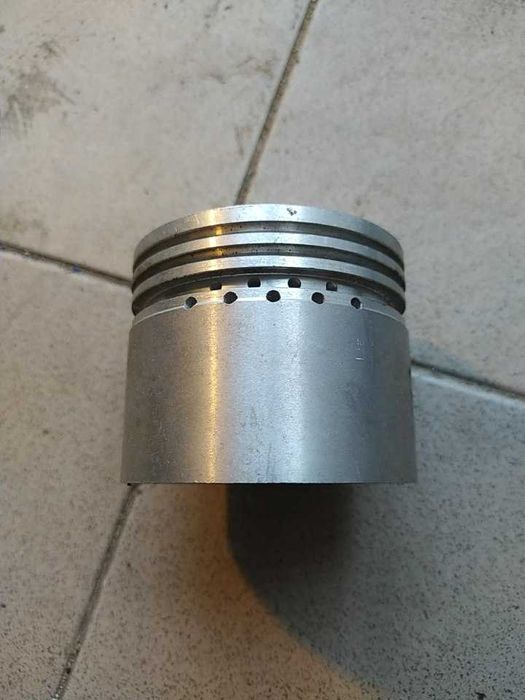 Tatra 148/815 tłok sprężarki