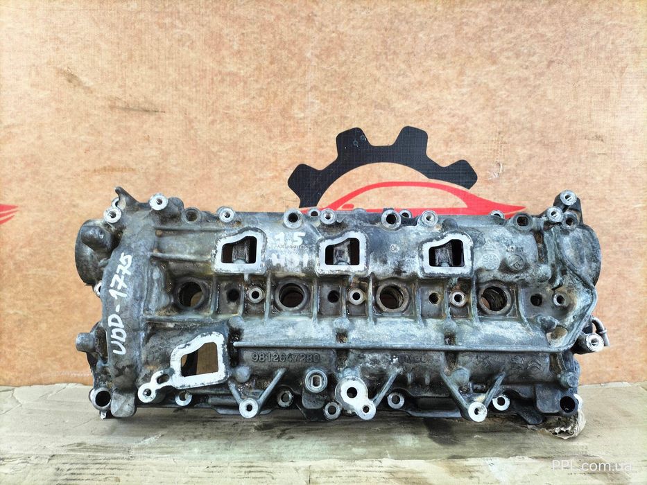 Peugeot 308 II 13-21 1.5 D Крышка головки блока цилиндров 9812647280