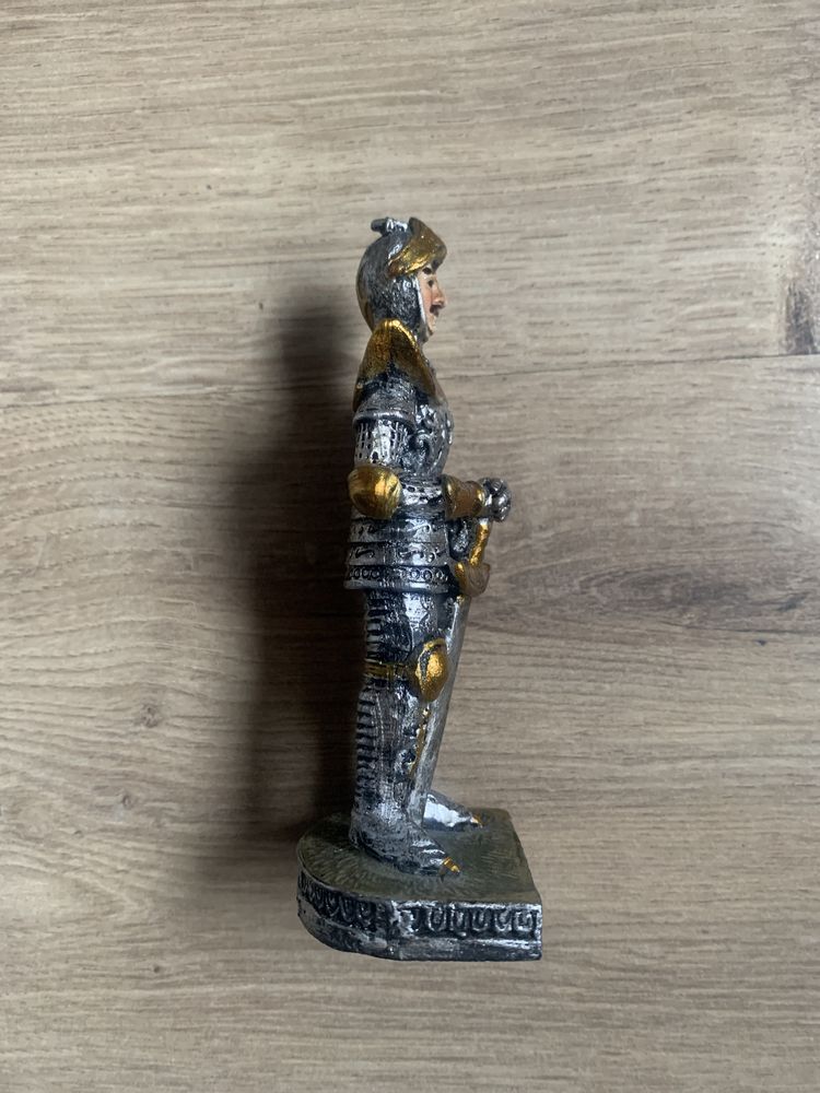 Figurka rycerza wojownika 11 cm