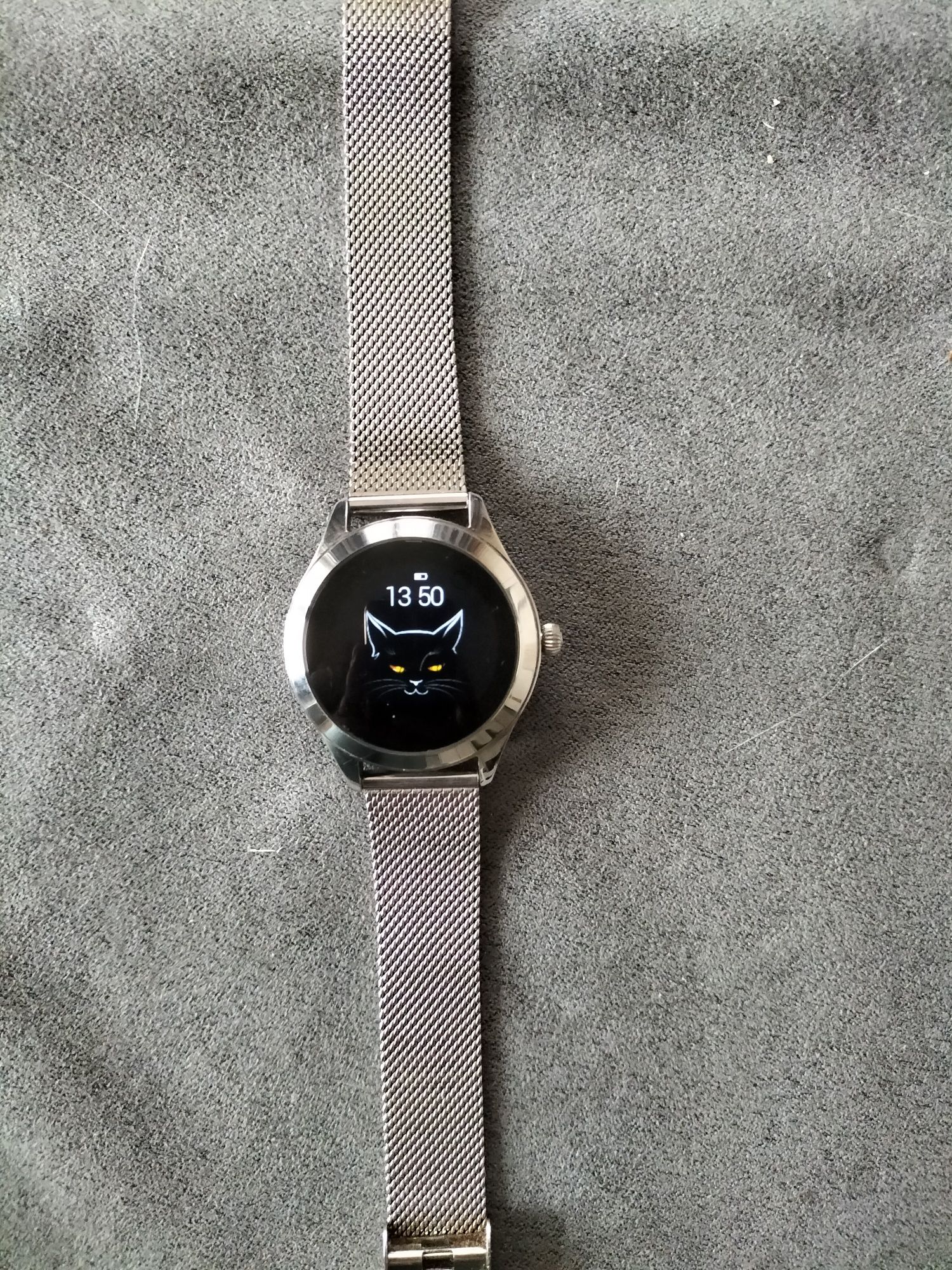 Smartwatch damski KW 10 srebrna bransoleta