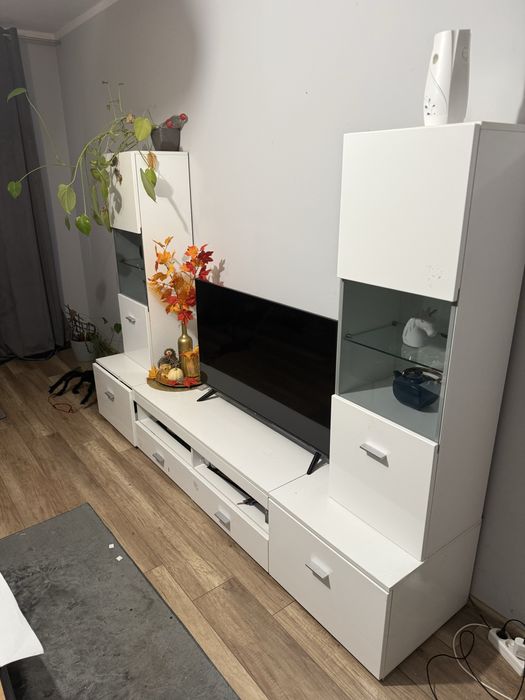 Meble do salonu, pod telewizor