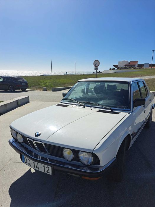 BMW 520i 2.0 (E28)