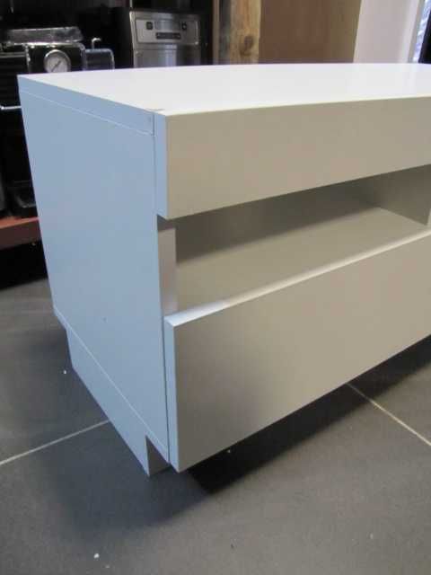 Szafka na buty otwierana 4 półki biała