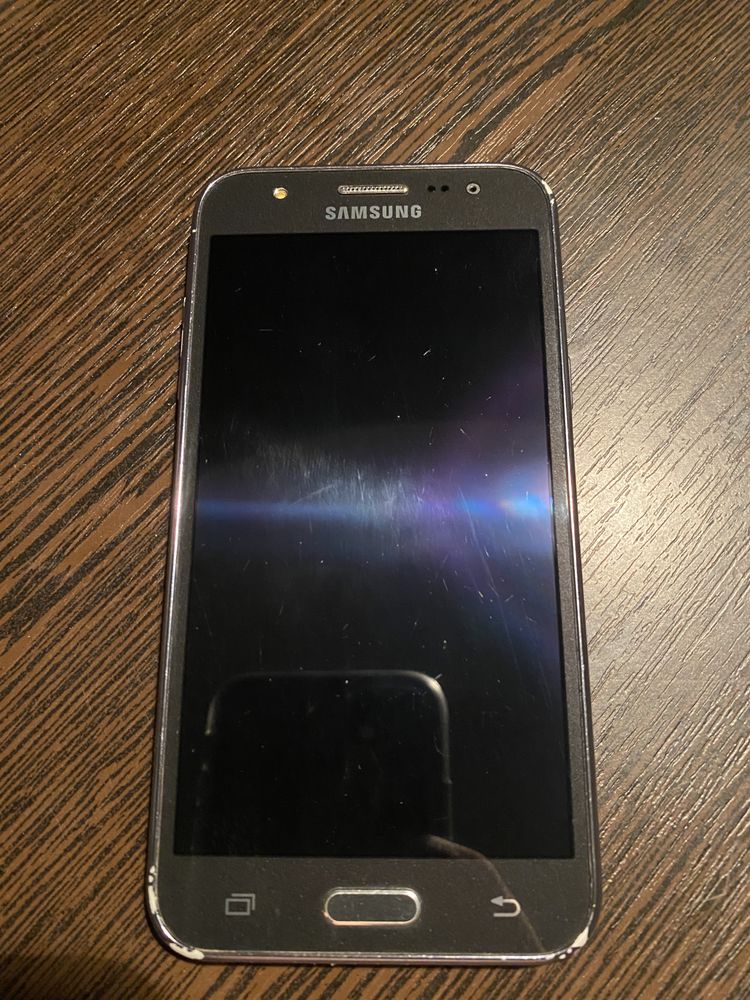 Телефон Samsung J500H J5 DualSim