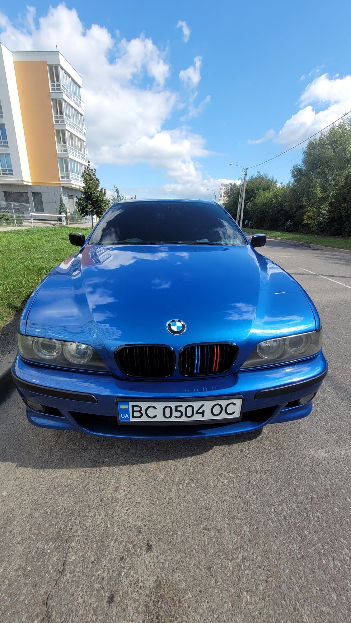 Продам BMW Е39 535i 2001 року