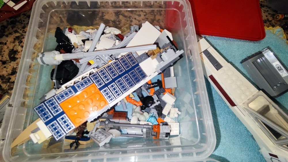 75333 X wing Luke incompleto
