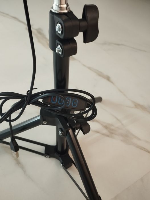 Anel de luz com tripé