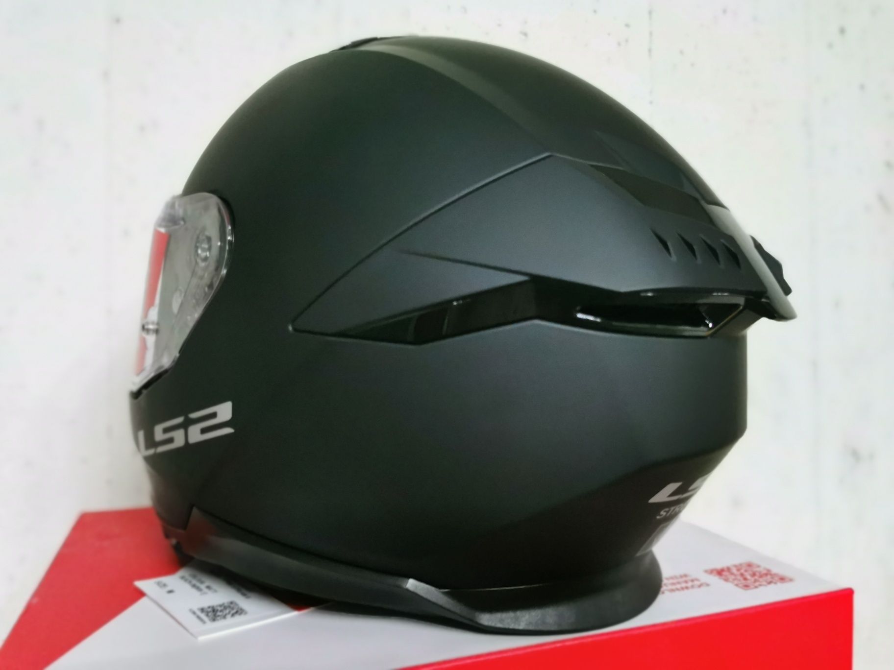 Capacete Integral LS2 FF808 Stream II Preto Matte ( L )( NOVOS )