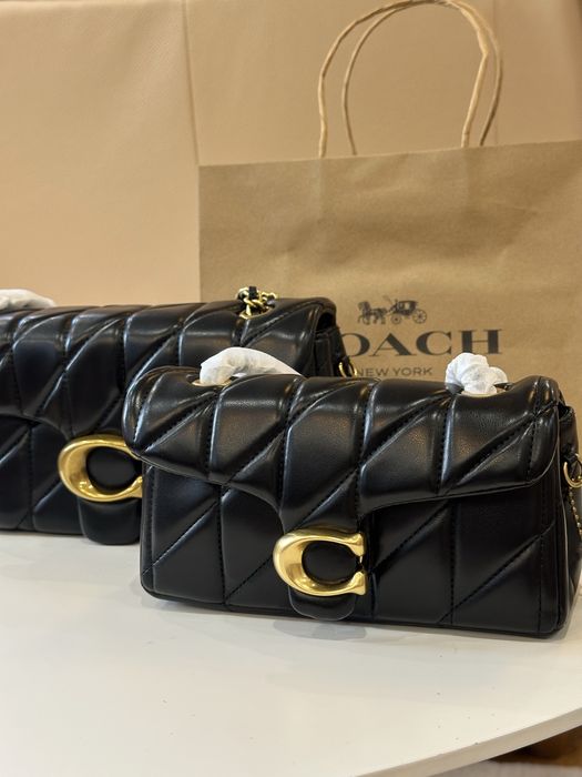 Сумка Coach Tabby чорного кольору натуральна шкіра