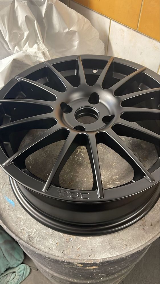 Felgi 17” Ford Fiesta  felgi odnowione